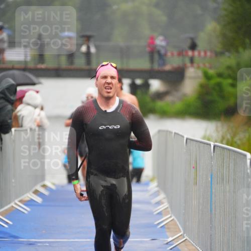 30.08.2026 - Elbe Triathlon Hamburg LAZAROV Photography http://msf.ph/oto/10033584 30.08.2026 08:51:50 Schwimmen 248, 394, 425, 428, 430, 464, 481 meine-sportfotos.de