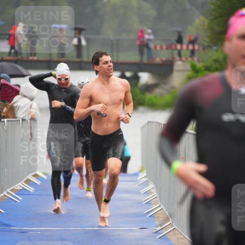 30.08.2026 - Elbe Triathlon Hamburg LAZAROV Photography http://msf.ph/oto/10033592 30.08.2026 08:51:51 Schwimmen 248, 394, 405, 425, 428, 430, 464, 481 meine-sportfotos.de