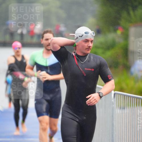 30.08.2026 - Elbe Triathlon Hamburg LAZAROV Photography http://msf.ph/oto/10033624 30.08.2026 08:51:56 Schwimmen 405, 420, 425, 426, 428, 430, 464, 481 meine-sportfotos.de