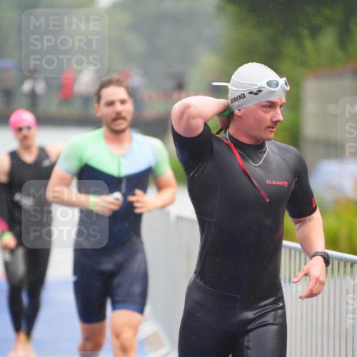 30.08.2026 - Elbe Triathlon Hamburg LAZAROV Photography http://msf.ph/oto/10033628 30.08.2026 08:51:56 Schwimmen 405, 420, 425, 426, 428, 430, 464, 481 meine-sportfotos.de