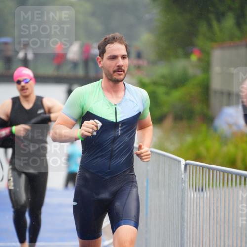 30.08.2026 - Elbe Triathlon Hamburg LAZAROV Photography http://msf.ph/oto/10033631 30.08.2026 08:51:57 Schwimmen 405, 420, 425, 426, 428, 430, 481, 493 meine-sportfotos.de