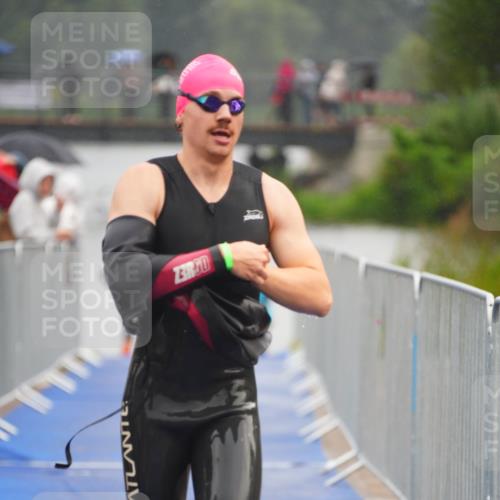 30.08.2026 - Elbe Triathlon Hamburg LAZAROV Photography http://msf.ph/oto/10033639 30.08.2026 08:51:58 Schwimmen 405, 420, 425, 426, 428, 430, 481, 493 meine-sportfotos.de