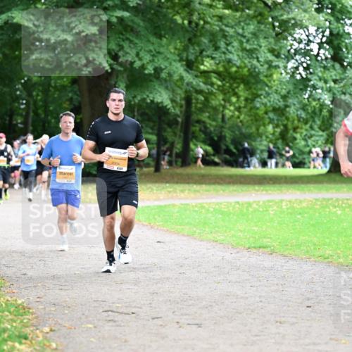 30.08.2026 - Blankeneser Heldenlauf Dr. Thomas Lammeyer http://msf.ph/oto/10033664 30.08.2026 10:39:11 Laufen 2004, 2172 meine-sportfotos.de