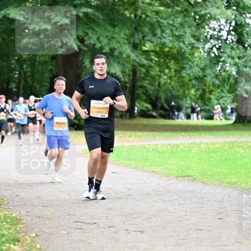 30.08.2026 - Blankeneser Heldenlauf Dr. Thomas Lammeyer http://msf.ph/oto/10033669 30.08.2026 10:39:11 Laufen 2004 meine-sportfotos.de