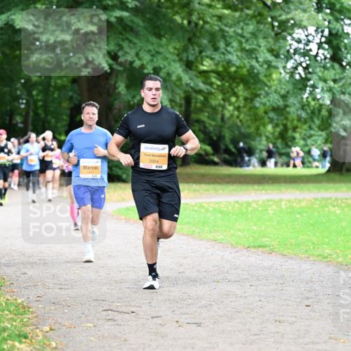 30.08.2026 - Blankeneser Heldenlauf Dr. Thomas Lammeyer http://msf.ph/oto/10033672 30.08.2026 10:39:11 Laufen 2004 meine-sportfotos.de