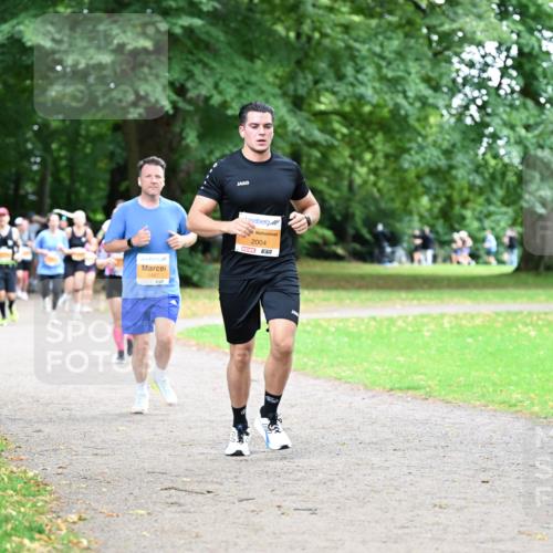 30.08.2026 - Blankeneser Heldenlauf Dr. Thomas Lammeyer http://msf.ph/oto/10033673 30.08.2026 10:39:12 Laufen 2467, 2004 meine-sportfotos.de