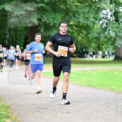 30.08.2026 - Blankeneser Heldenlauf Dr. Thomas Lammeyer http://msf.ph/oto/10033674 30.08.2026 10:39:12 Laufen 2004 meine-sportfotos.de