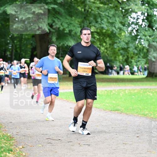 30.08.2026 - Blankeneser Heldenlauf Dr. Thomas Lammeyer http://msf.ph/oto/10033676 30.08.2026 10:39:12 Laufen 2467, 2004 meine-sportfotos.de