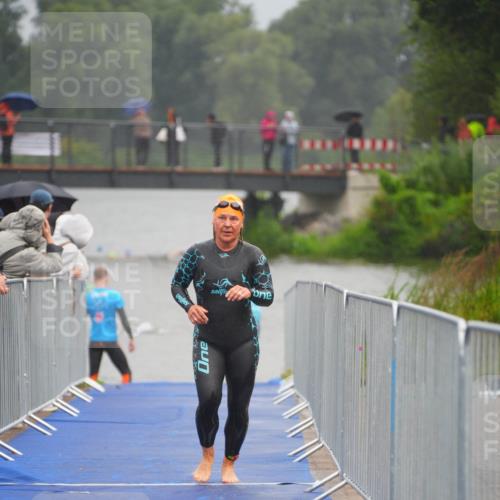 30.08.2026 - Elbe Triathlon Hamburg LAZAROV Photography http://msf.ph/oto/10033711 30.08.2026 08:53:09 Schwimmen 364, 613 meine-sportfotos.de