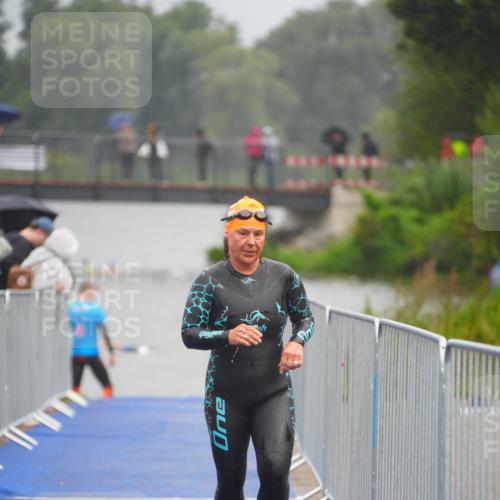 30.08.2026 - Elbe Triathlon Hamburg LAZAROV Photography http://msf.ph/oto/10033717 30.08.2026 08:53:10 Schwimmen 364, 613 meine-sportfotos.de