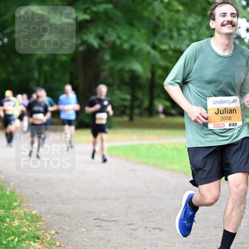 30.08.2026 - Blankeneser Heldenlauf Dr. Thomas Lammeyer http://msf.ph/oto/10033988 30.08.2026 10:39:57 Laufen 2058, 2059 meine-sportfotos.de