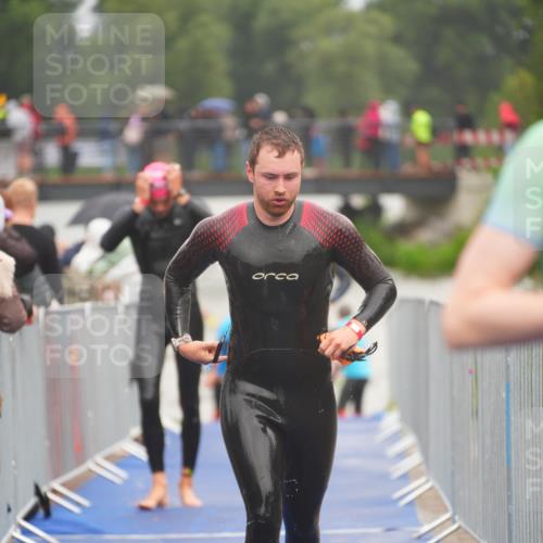 30.08.2026 - Elbe Triathlon Hamburg LAZAROV Photography http://msf.ph/oto/10034049 30.08.2026 08:55:56 Schwimmen 449, 512, 532, 542, 543, 544, 622 meine-sportfotos.de