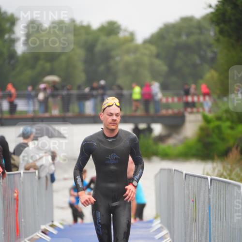 30.08.2026 - Elbe Triathlon Hamburg LAZAROV Photography http://msf.ph/oto/10034104 30.08.2026 08:56:06 Schwimmen 449, 512, 532, 534, 542, 544 meine-sportfotos.de