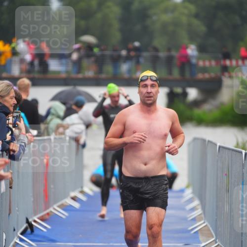 30.08.2026 - Elbe Triathlon Hamburg LAZAROV Photography http://msf.ph/oto/10034107 30.08.2026 08:56:13 Schwimmen 429, 498, 512, 534 meine-sportfotos.de