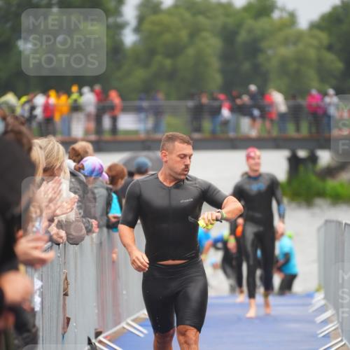 30.08.2026 - Elbe Triathlon Hamburg LAZAROV Photography http://msf.ph/oto/10034290 30.08.2026 08:57:26 Schwimmen 403, 419, 467, 492, 575, 616 meine-sportfotos.de