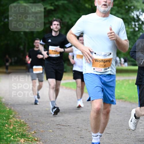 30.08.2026 - Blankeneser Heldenlauf Dr. Thomas Lammeyer http://msf.ph/oto/10034491 30.08.2026 10:40:58 Laufen 2536, 2535 meine-sportfotos.de