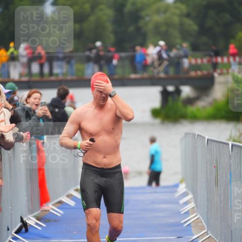 30.08.2026 - Elbe Triathlon Hamburg LAZAROV Photography http://msf.ph/oto/10034517 30.08.2026 08:58:57 Schwimmen 413, 472 meine-sportfotos.de