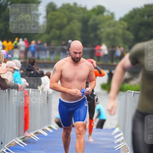 30.08.2026 - Elbe Triathlon Hamburg LAZAROV Photography http://msf.ph/oto/10034617 30.08.2026 08:59:24 Schwimmen 437, 497, 536, 567, 571, 600 meine-sportfotos.de