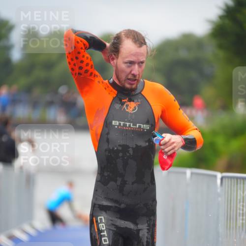 30.08.2026 - Elbe Triathlon Hamburg LAZAROV Photography http://msf.ph/oto/10034645 30.08.2026 08:59:28 Schwimmen 437, 497, 536, 567, 571, 600 meine-sportfotos.de