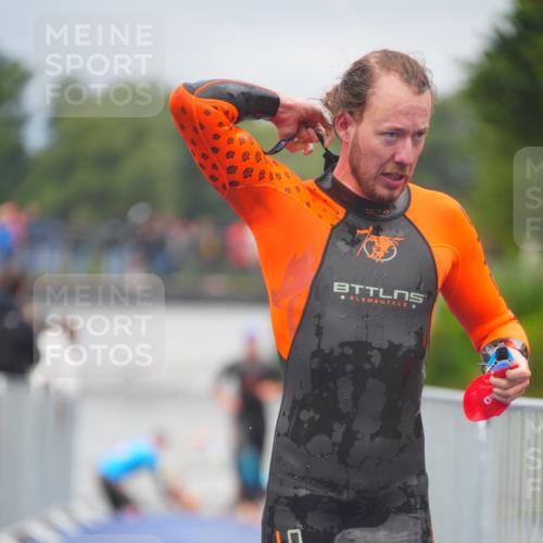 30.08.2026 - Elbe Triathlon Hamburg LAZAROV Photography http://msf.ph/oto/10034648 30.08.2026 08:59:28 Schwimmen 437, 497, 536, 567, 571, 600 meine-sportfotos.de