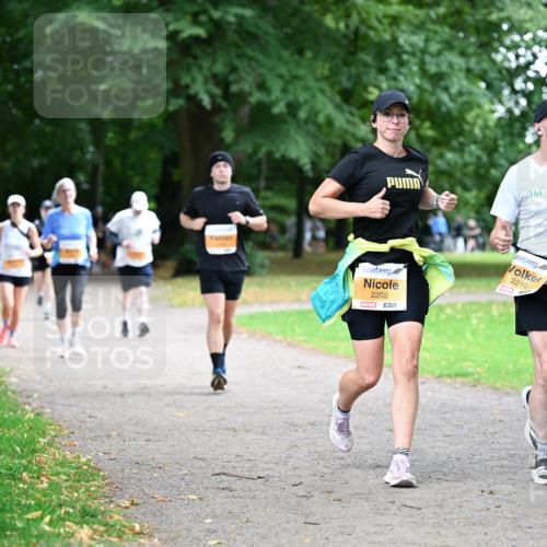 30.08.2026 - Blankeneser Heldenlauf Dr. Thomas Lammeyer http://msf.ph/oto/10034660 30.08.2026 10:41:29 Laufen 361, 2202, 7, 2210 meine-sportfotos.de