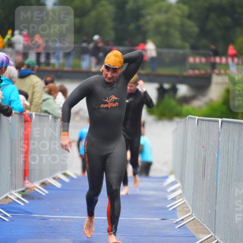 30.08.2026 - Elbe Triathlon Hamburg LAZAROV Photography http://msf.ph/oto/10034688 30.08.2026 08:59:42 Schwimmen 516, 552, 597, 600 meine-sportfotos.de