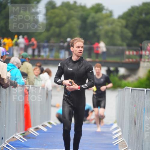 30.08.2026 - Elbe Triathlon Hamburg LAZAROV Photography http://msf.ph/oto/10034704 30.08.2026 08:59:45 Schwimmen 516, 528, 552, 597 meine-sportfotos.de