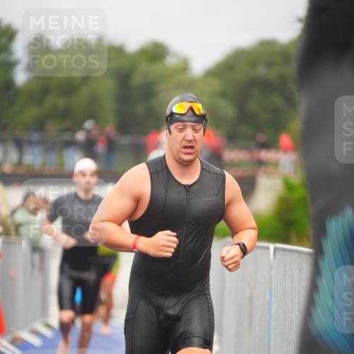 30.08.2026 - Elbe Triathlon Hamburg LAZAROV Photography http://msf.ph/oto/10034894 30.08.2026 09:01:00 Schwimmen 418, 519, 524, 540, 584, 588, 609, 634, 642 meine-sportfotos.de