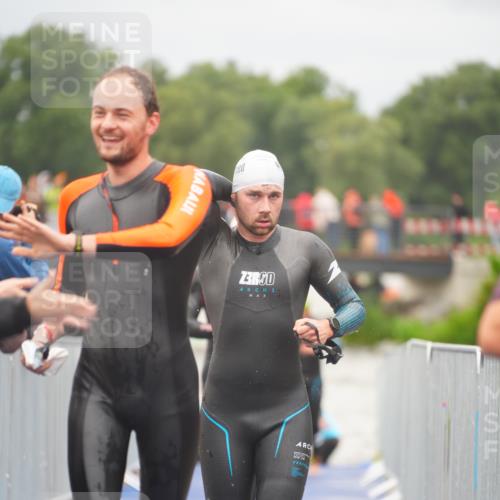 30.08.2026 - Elbe Triathlon Hamburg LAZAROV Photography http://msf.ph/oto/10035216 30.08.2026 09:02:48 Schwimmen 408, 462, 525, 617, 771 meine-sportfotos.de