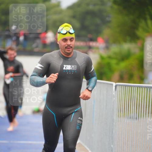30.08.2026 - Elbe Triathlon Hamburg LAZAROV Photography http://msf.ph/oto/10035248 30.08.2026 09:02:55 Schwimmen 408, 439, 462, 525, 557, 617, 771 meine-sportfotos.de