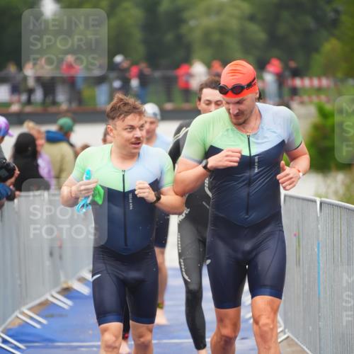 30.08.2026 - Elbe Triathlon Hamburg LAZAROV Photography http://msf.ph/oto/10035379 30.08.2026 09:03:23 Schwimmen 475, 513, 583, 618, 633, 718, 968 meine-sportfotos.de