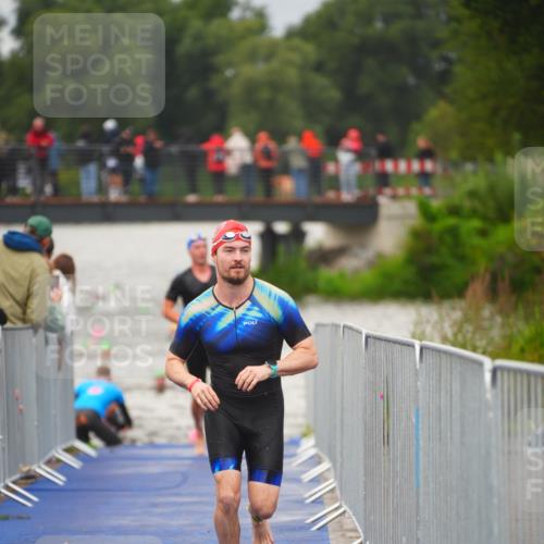 30.08.2026 - Elbe Triathlon Hamburg LAZAROV Photography http://msf.ph/oto/10035409 30.08.2026 09:03:30 Schwimmen 475, 513, 538, 583, 618, 633, 718 meine-sportfotos.de