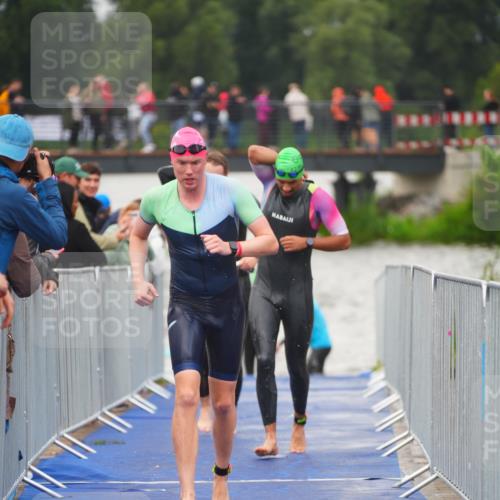 30.08.2026 - Elbe Triathlon Hamburg LAZAROV Photography http://msf.ph/oto/10035458 30.08.2026 09:03:43 Schwimmen 538, 550, 560, 565, 632 meine-sportfotos.de