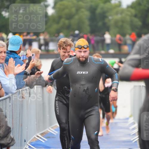 30.08.2026 - Elbe Triathlon Hamburg LAZAROV Photography http://msf.ph/oto/10035667 30.08.2026 09:04:29 Schwimmen 395, 409, 506, 509, 514, 529, 537, 579, 585, 691, 708, 761 meine-sportfotos.de