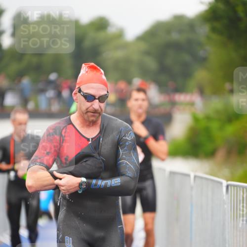 30.08.2026 - Elbe Triathlon Hamburg LAZAROV Photography http://msf.ph/oto/10035694 30.08.2026 09:04:34 Schwimmen 395, 409, 505, 537, 579, 585, 619, 670, 691, 708, 761 meine-sportfotos.de