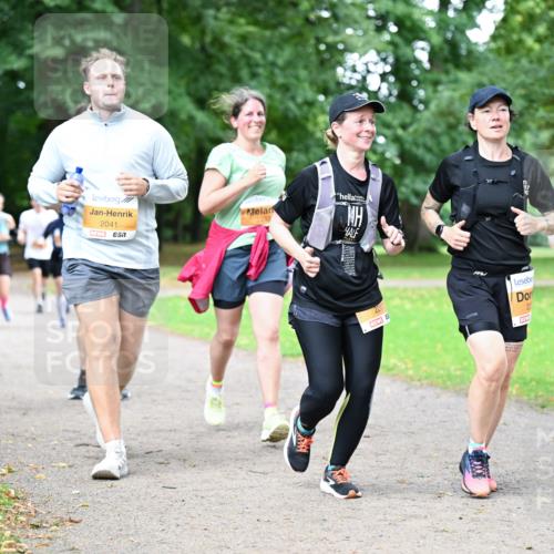 30.08.2026 - Blankeneser Heldenlauf Dr. Thomas Lammeyer http://msf.ph/oto/10035951 30.08.2026 10:45:01 Laufen 2041, 2233, 2217 meine-sportfotos.de