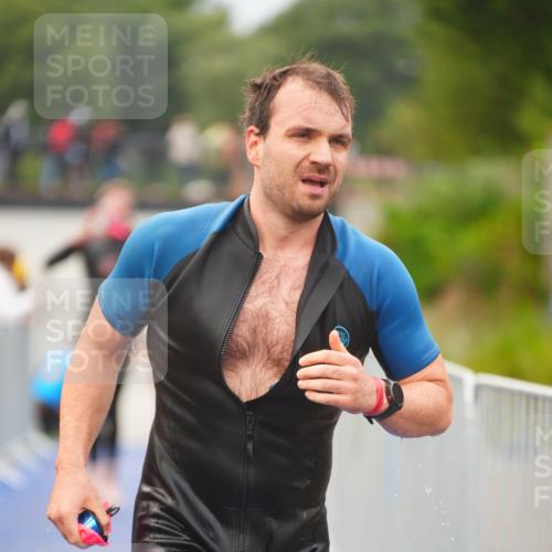 30.08.2026 - Elbe Triathlon Hamburg LAZAROV Photography http://msf.ph/oto/10036057 30.08.2026 09:06:32 Schwimmen 580, 590, 683, 705, 732, 773 meine-sportfotos.de