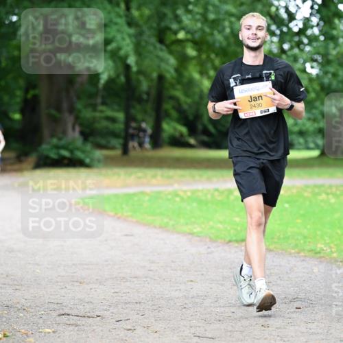 30.08.2026 - Blankeneser Heldenlauf Dr. Thomas Lammeyer http://msf.ph/oto/10036063 30.08.2026 10:45:17 Laufen 2430 meine-sportfotos.de