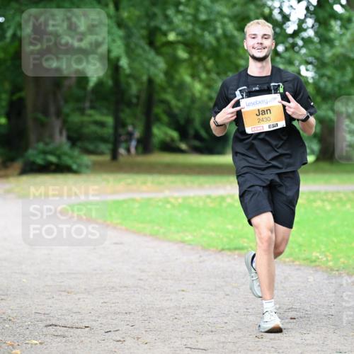 30.08.2026 - Blankeneser Heldenlauf Dr. Thomas Lammeyer http://msf.ph/oto/10036064 30.08.2026 10:45:17 Laufen 2430 meine-sportfotos.de