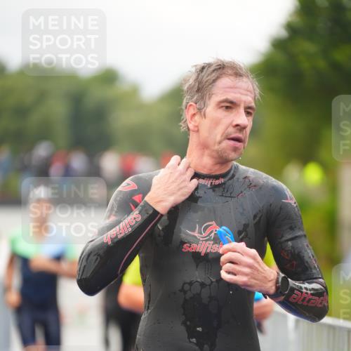 30.08.2026 - Elbe Triathlon Hamburg LAZAROV Photography http://msf.ph/oto/10036087 30.08.2026 09:06:37 Schwimmen 570, 580, 589, 590, 683, 705, 732, 773 meine-sportfotos.de