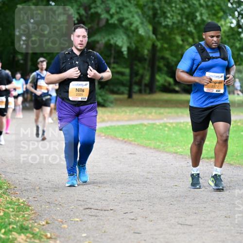 30.08.2026 - Blankeneser Heldenlauf Dr. Thomas Lammeyer http://msf.ph/oto/10036115 30.08.2026 10:45:27 Laufen 2325, 2377 meine-sportfotos.de