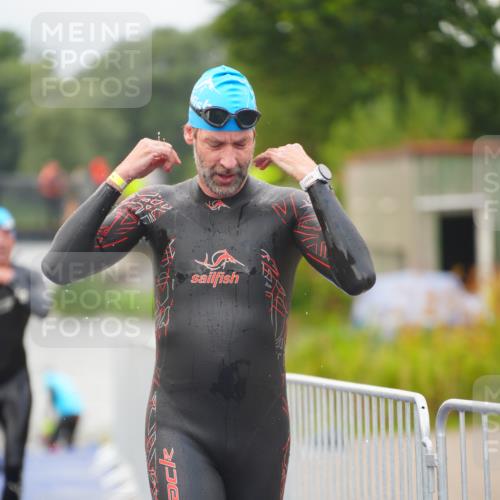 30.08.2026 - Elbe Triathlon Hamburg LAZAROV Photography http://msf.ph/oto/10036199 30.08.2026 09:07:16 Schwimmen 569, 626, 636, 663, 756 meine-sportfotos.de