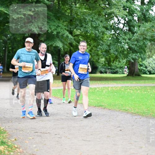 30.08.2026 - Blankeneser Heldenlauf Dr. Thomas Lammeyer http://msf.ph/oto/10036237 30.08.2026 10:45:46 Laufen 2151, 2561 meine-sportfotos.de