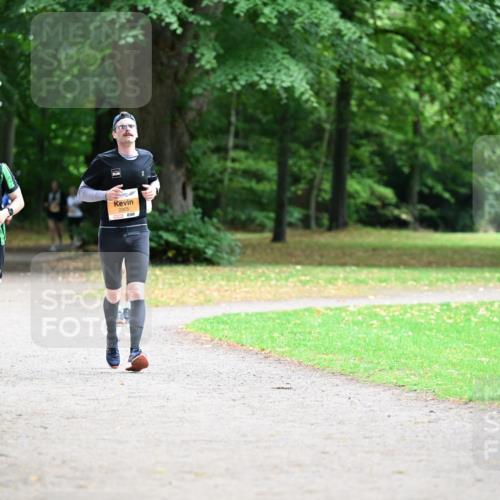 30.08.2026 - Blankeneser Heldenlauf Dr. Thomas Lammeyer http://msf.ph/oto/10036348 30.08.2026 10:46:13 Laufen 2395, 2905 meine-sportfotos.de