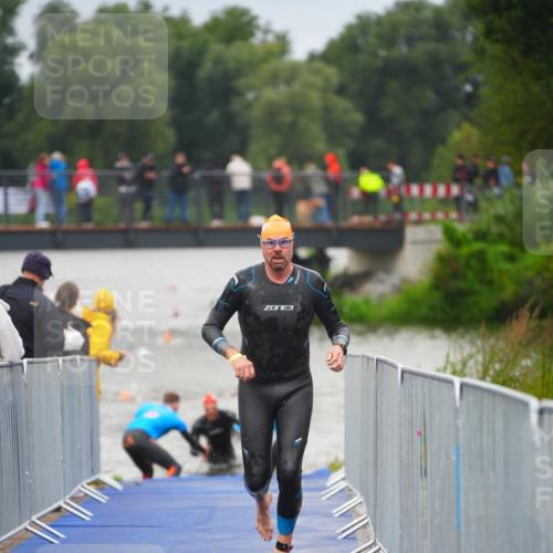 30.08.2026 - Elbe Triathlon Hamburg LAZAROV Photography http://msf.ph/oto/10036430 30.08.2026 09:08:48 Schwimmen 782 meine-sportfotos.de