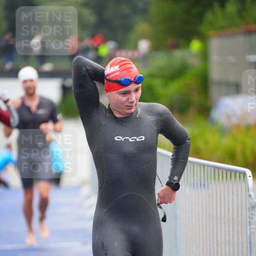 30.08.2026 - Elbe Triathlon Hamburg LAZAROV Photography http://msf.ph/oto/10036716 30.08.2026 09:10:27 Schwimmen 548, 563, 656, 699 meine-sportfotos.de