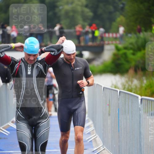 30.08.2026 - Elbe Triathlon Hamburg LAZAROV Photography http://msf.ph/oto/10036723 30.08.2026 09:10:29 Schwimmen 548, 563, 656, 699 meine-sportfotos.de