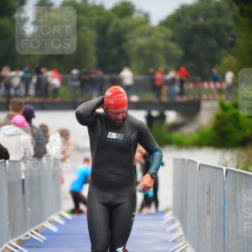 30.08.2026 - Elbe Triathlon Hamburg LAZAROV Photography http://msf.ph/oto/10036911 30.08.2026 09:10:56 Schwimmen 591, 651, 678, 690, 700, 704, 715, 722, 725, 752, 769 meine-sportfotos.de