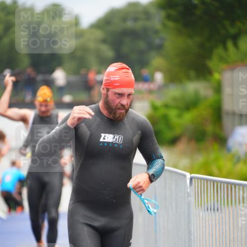 30.08.2026 - Elbe Triathlon Hamburg LAZAROV Photography http://msf.ph/oto/10036921 30.08.2026 09:10:57 Schwimmen 591, 651, 678, 700, 704, 715, 722, 725, 752, 769 meine-sportfotos.de