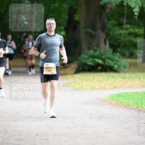 30.08.2026 - Blankeneser Heldenlauf Dr. Thomas Lammeyer http://msf.ph/oto/10036943 30.08.2026 10:48:46 Laufen 2596 meine-sportfotos.de
